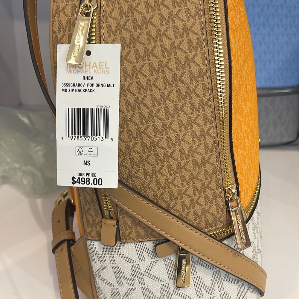 MICHAEL KORS Rhea Medm Zip Color-Block Signature Logo Backpack
POP ORNG MLT
NWT - Picture 10 of 16
